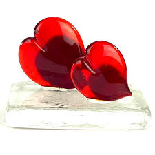 Apa Sculpture 2 Red Hearts Glass