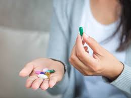 Apakah jenis ubat untuk datang haid bagi menyelesaikan masalah ini? 6 Obat Pelancar Haid Untuk Anda Yang Sering Telat Datang Bulan