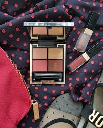 suqqu holiday 2019 makeup kits