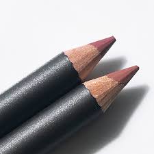 mac lip pencils in soar and e