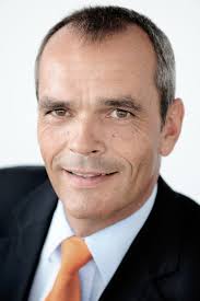Interview mit Dr. Stefan Müller von der expert AG » ecommerce- - DrStefanMueller_Vorstand_expertAG