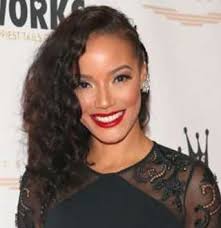 Infobox model name = selita ebanks caption = selita ebanks entering the bryant park tents during photograph by christopher peterson. Selita Ebanks Reason For No Husband End Of Dating Affairs Indulging With Family Instead