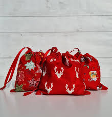 3 x christmas gift bags small red