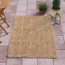 7 Best Outdoor Rugs For Your Porches
