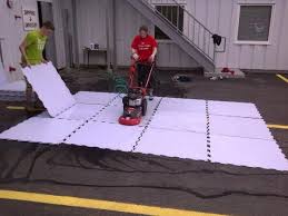 how to clean synthetic ice tiles