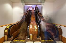 Charlotte mecklenburg police say that on the evening of sept. Latest Miracle On 34th Street Macy S Keeps Wooden Escalators The New York Times