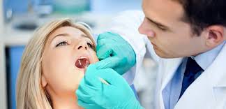 стоматолог-терапевт фото