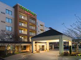 courtyard by marriott gsp airport
