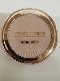 revolution skin kiss highlighter