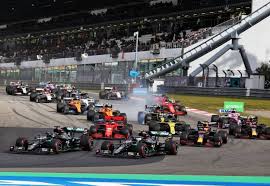 Wie er op zaterdag de sprintrace wint, mag op zondag de hoofdrace vanaf poleposition aanvangen. Vettel Says F1 Sprint Race Idea Makes No Sense