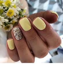 Light Yellow Nails With Glitter
