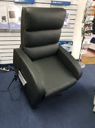 dual motor riser recline chair hire