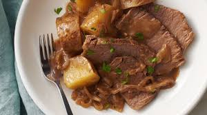 slow cooker beef roast with onions and