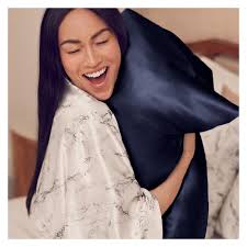 Soft and cool to the touch, they will refresh any interior and make it look more expensive and stylish. Navy Pure Silk Pillowcase Slip Mecca