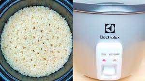 Once the timer goes off, fluff the rice with a spoon and serve it with the rest of your meal. How Do You Cook Brown Rice In A Rice Cooker Quickly