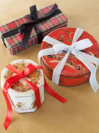 wrap gifts in vine cookie tins