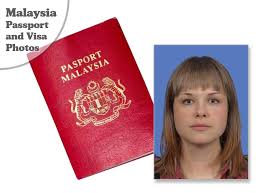 We tell you, what size your picture needs to have and which requirements it needs to fullfill. Malaysian Passport And Visa Photos Online Or At Our Studio