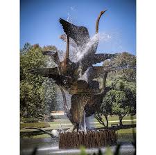 Metal Water Fountain Statue Bronze
