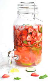 strawberry detox water a cleansing