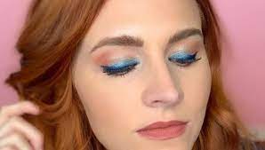 blue eyeshadow neon scrunchies