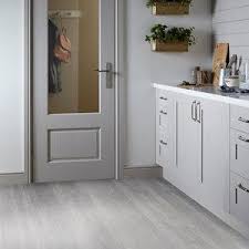 white wood effect vinyl flooring 6m²