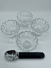 4 Glass Footed Ice Cream Bowls