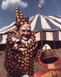 circus clown helps set the se