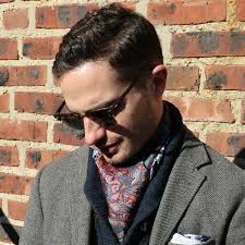 It is quite justified to say scarves are one of the most versatile accessories to ever grace the fashion world. Top 10 Best Men S Scarves How To Tie Wear Scarves Neckerchiefs