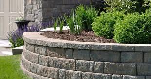 How To Use Retaining Walls As Planting Beds