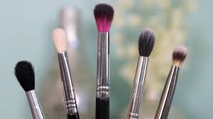 makeup brushes for blending eyeshadow