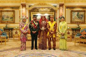 Wedding reception of dimash serikov and tengku shaheera via. Gambar Putera Puteri Azrinaz Mazhar Hakim Bekas Isteri Sultan Brunei Yang Tidak Pernah Dilihat Ais Vanilla 5cf4b9bdb754b Jpeg Soya Lemon