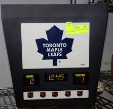 Can be placed on cakes to create birthday cakes. Nhl Toronto Maple Leafs Score Board Light