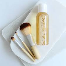 diy natural makeup brush cleaner