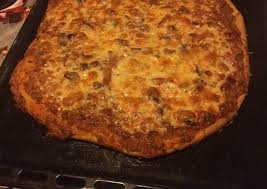 vékony tésztás pizza recept salami