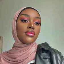 6 muslim women on using makeup to