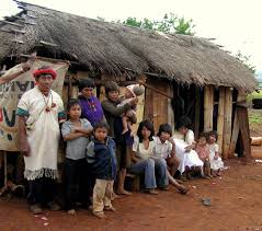 Guarani who have preserved their cultural identity form isolated islands in paraguay and southern brazil. Indigenas Guaranies Siglos De Persecucion Injusticia Y Lucha