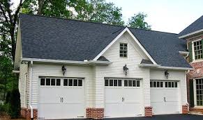 Also known as coach houses and often provide large living areas and as time went by and gave way to the car, these houses transitioned to detached garages and an upstairs living space for butlers, maids or other. 21 3 Car Garage With Apartment Plans To End Your Idea Crisis House Plans