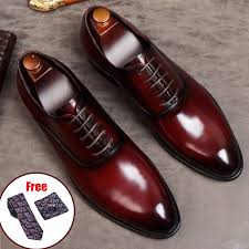 Unlike their predecessors, early laced shoes were cut smaller than the foot, which gave men a mincing step. Phenkang Mens Formal Shoes Genuine Leather Oxford Shoes For Men Italian 2020 Dress Shoes Wedding Laces Leather Business Shoes Formal Shoes Aliexpress