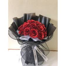 Its feathery spires are vibrant and make a spectacular addition to your autumn garden! New Model 25 Red Flowers Covered With Black Paper With Cards Real Photos And Videos Shopee Malaysia