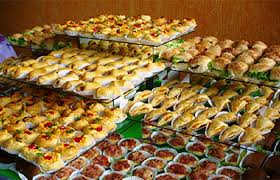 Resultado de imagem para salgadinhos e canapes para festa