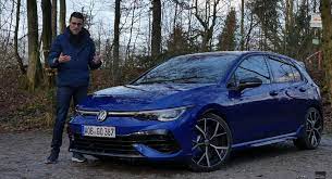 The new mk8 golf—which likely won't come to the u.s. Reviewers Get Their Hands On The All New Mk8 Vw Golf R What S Their Verdict Carscoops