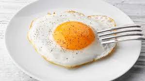 The Pioneer Woman S Cooking Hack For The Best Sunny Side Up Eggs gambar png