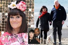 Dawn french partner(s) other children. Dawn French Is Proud To Be Part Of A Blended Family And Makes No Distinctions Mirror Online