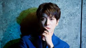 I love his group and have seen the three musketeers, marry him if you dare, heartstrings and you're beautiful. Who Is Cnblue Jung Yong Hwa Girlfriend And Ex Girlfriend Let S Find Out Byeol Korea