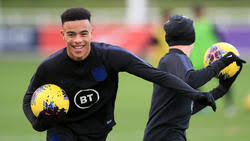 Mason will john greenwood is an english professional footballer who plays as a forward for premier league club manchester united and the eng. Mason Greenwood