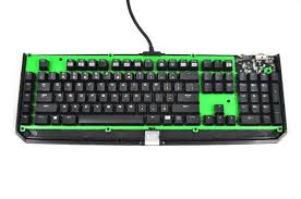 After pressing these keys, you see that the white, red, green, and blue backlit colors are active by default. A Closer Look Razer Blackwidow Ultimate Mechanical Gaming Keyboard Review