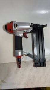 18 gauge 2 in 1 air nailer stapler