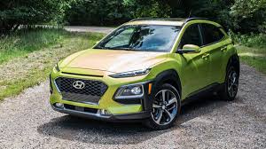 The limited (and ultimate) also ditch the. 2020 Hyundai Kona Model Overview Pricing Tech And Specs Roadshow
