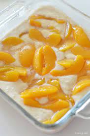 easy peach cobbler with canned peaches