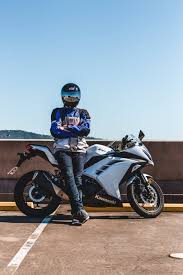 25 tips for beginner motorcycle riders